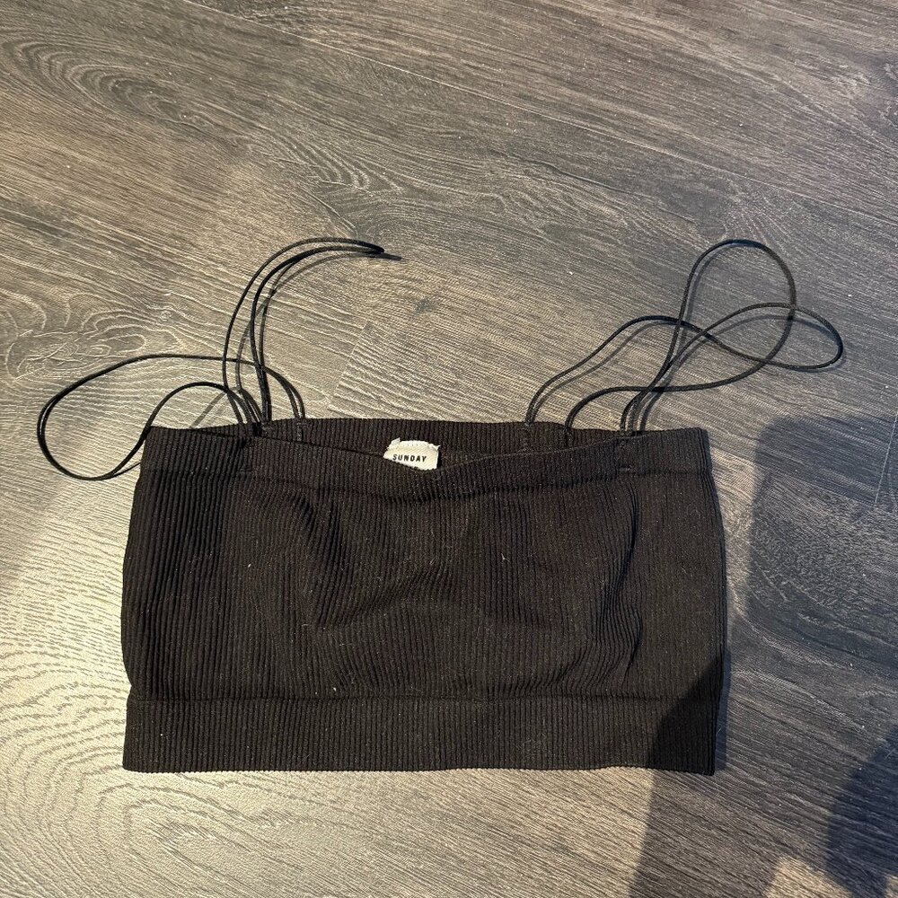 🎀Aritzia Black Sunday Best Sculpt Knit Cropped Top